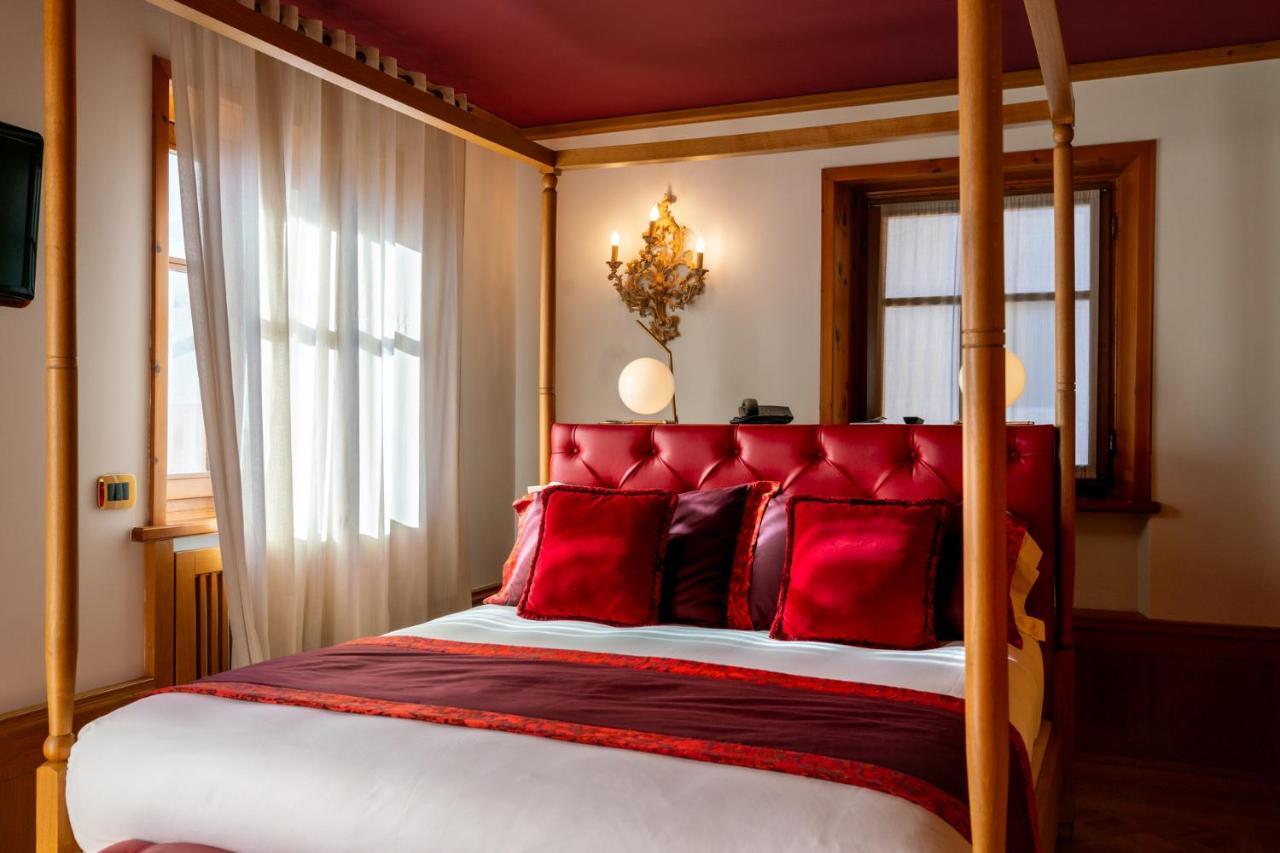 Ambra Cortina Luxury&Fashion Hotel Cortina dʼAmpezzo Exteriér fotografie
